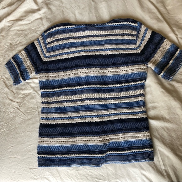 SOLD High Sierra knitted/crocheted sweater top - Picture 8 of 8